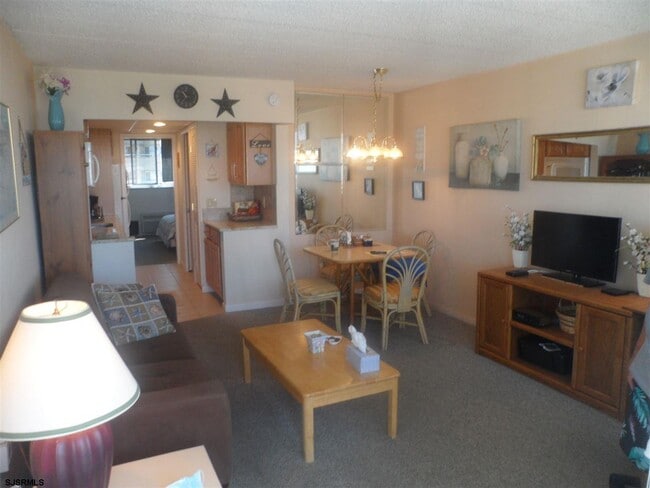 Photo - 5400 Boardwalk Unit 304