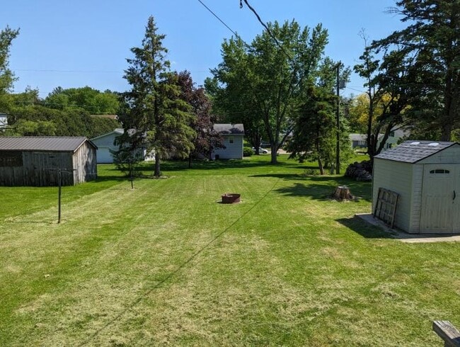 Photo - 365 W Madison St