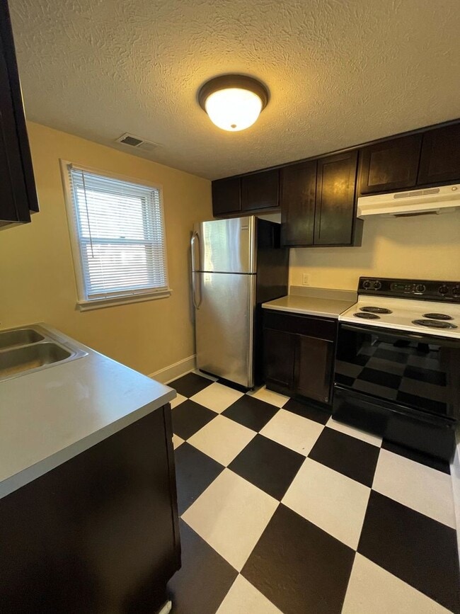 2502 Tytus Ave Unit The Carriage House