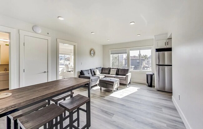 Photo - 3411 Adeline St