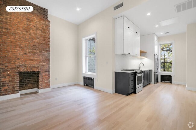 Building Photo - 110 Calyer St Rental