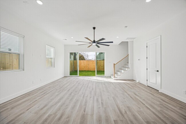 Photo - 6644 Lozier St