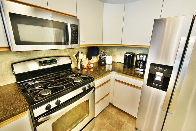 600A Gold Dust Dr