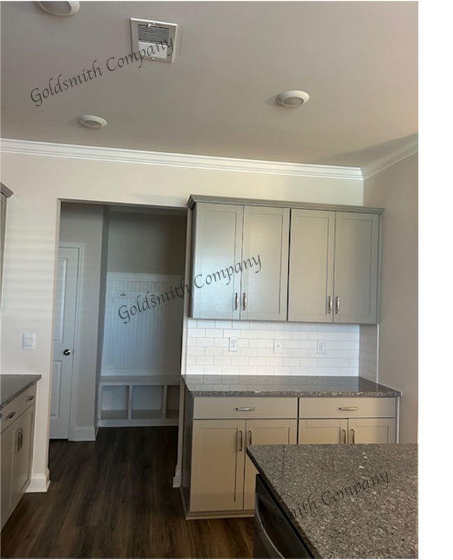Photo - "Spacious 4-Bedroom Townhouse Retreat on Yellow Fox Road, Greer!"