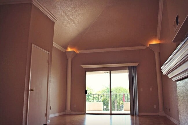 Photo - Alcantara Home Apts