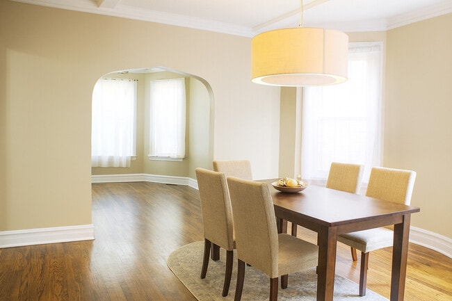 Photo - 4213 W Kamerling Ave Unit 1