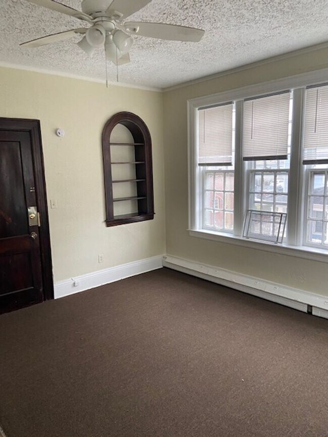 0215 11th St