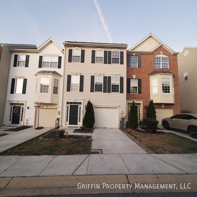 Photo - 1008 Railbed Dr Townhome