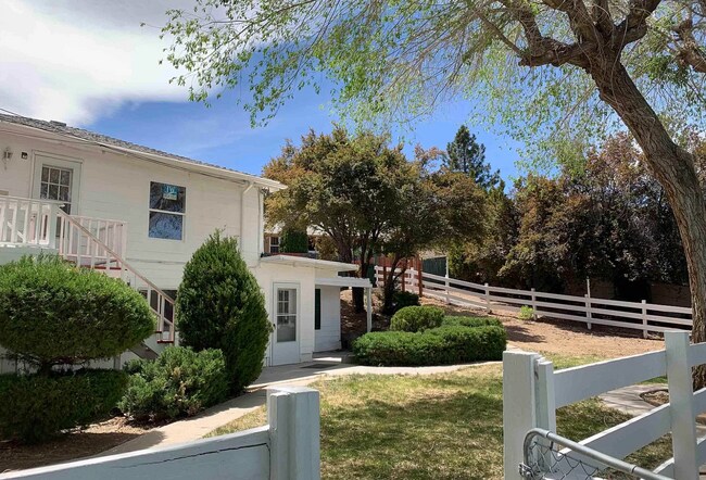 Photo - 1185 Webster Way