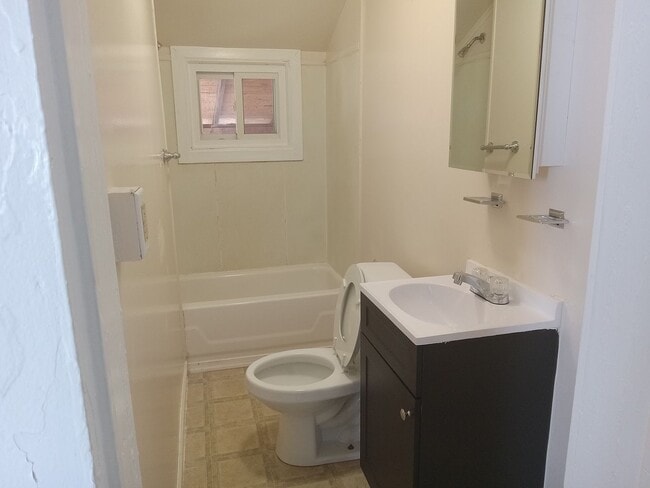 Photo - 19-21 Taylor Unit 19 Taylor