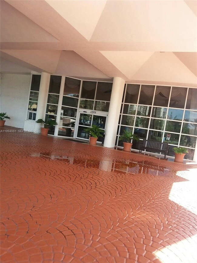 Photo - 17275 Collins Ave Unidad 801