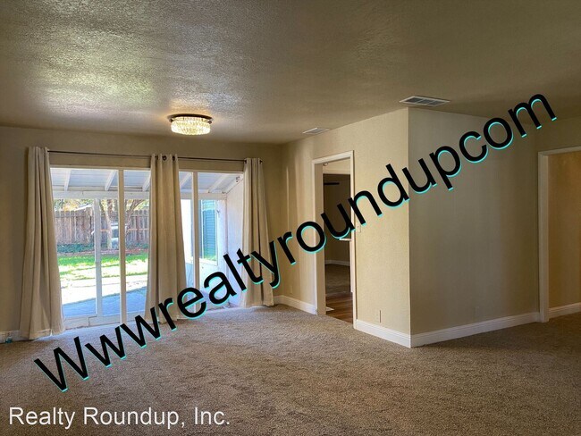 Photo - 4 br, 2 bath House - 14 W Mayfair Ave