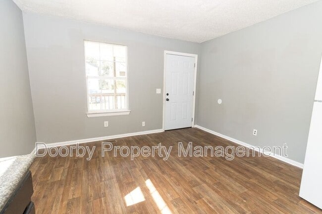 Photo - 2712 N Orchard Knob Ave Unit B