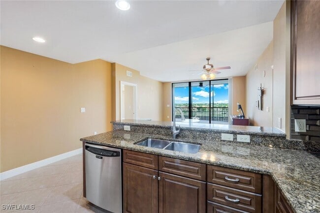 Building Photo - 5793 Cape Harbour Dr Unit 615 Rental