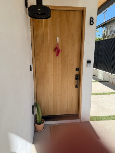 966 Sanborn Ave Unit B