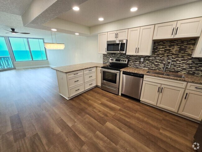 Building Photo - 1133 Ocean Shore Blvd Rental