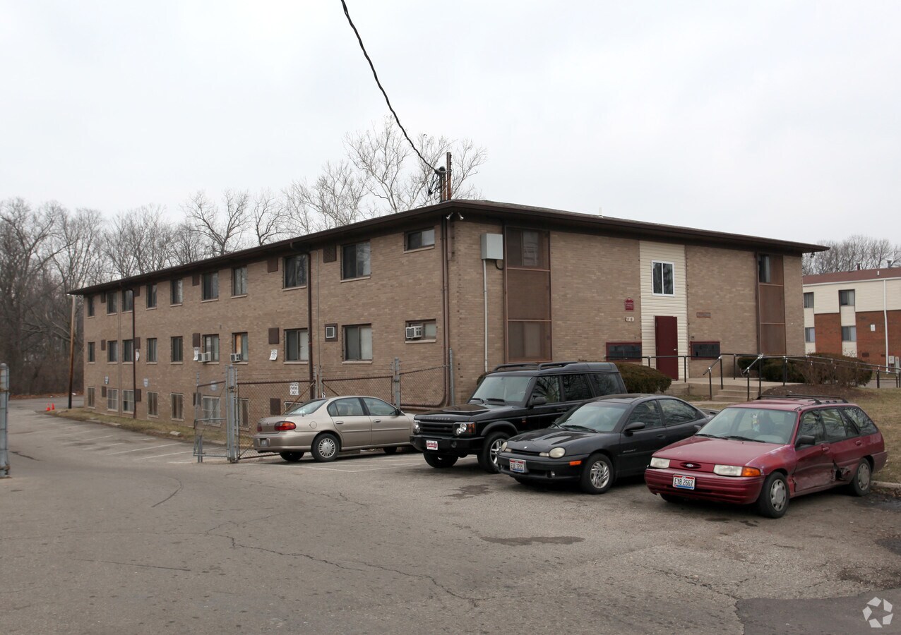 Photo - Western Manor Apartments