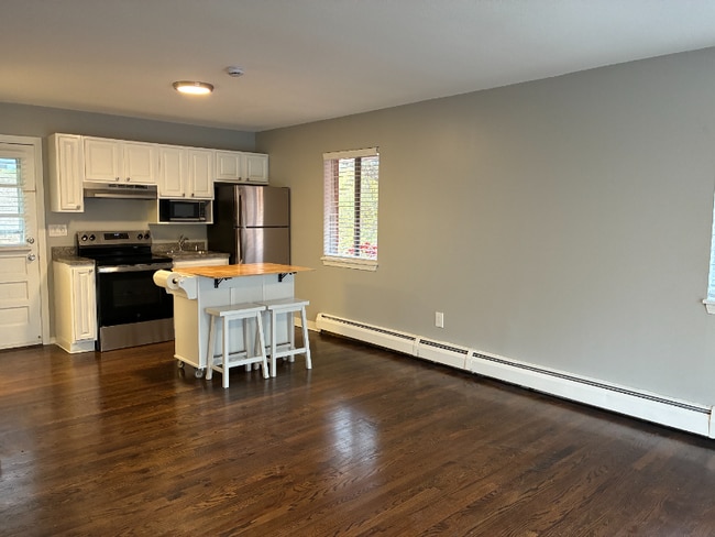 Photo - 271 Main St Unidad STUDIO