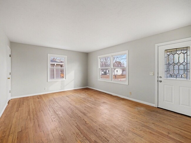 Photo - Bellevue 3 bedroom house for rent