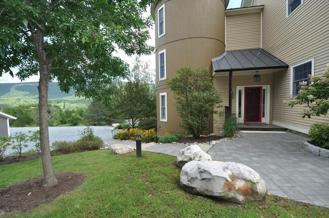 Photo - 764 Barnumville Rd