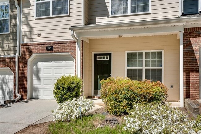 Photo - 1045 Mosscroft Ct