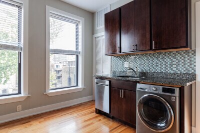 Photo - 625 W Oakdale Ave Unit 1