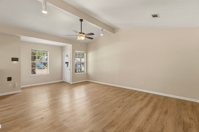 Photo - 1712 Hazelwood St