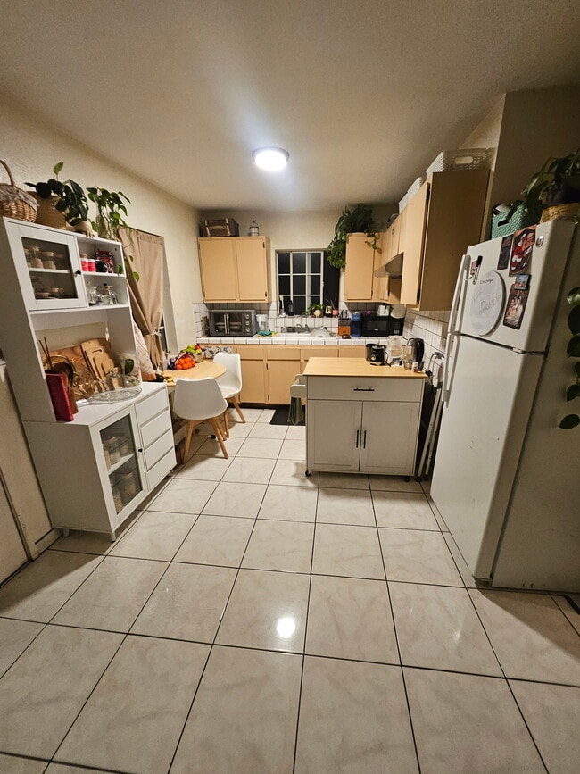 Photo - 714 S Record Ave