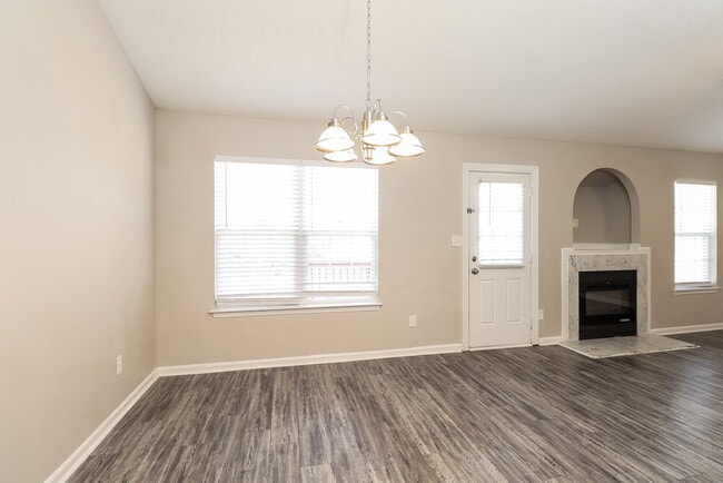 Photo - 3205 Forest Creek Ct