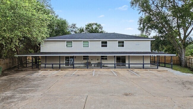 2119 Barr St Unit B