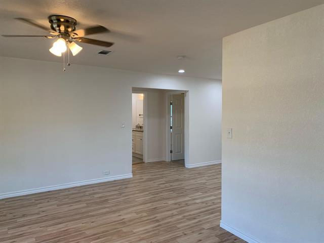 Photo - 820 W Crawford St