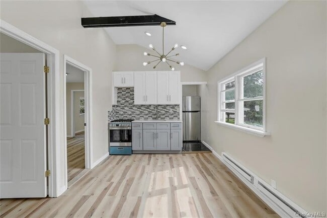 246 Orchard Dr