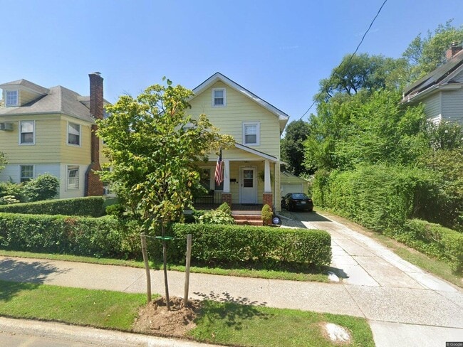 Building Photo - 22 Irma Ave