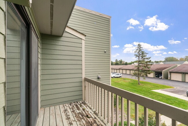 Cascade - 2 habitaciones / 1 baño - 900 pies cuadrados - Jordan Creek and Mills