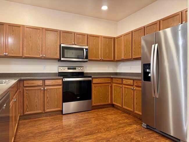 Photo - Beautifully Adorable Townhome!