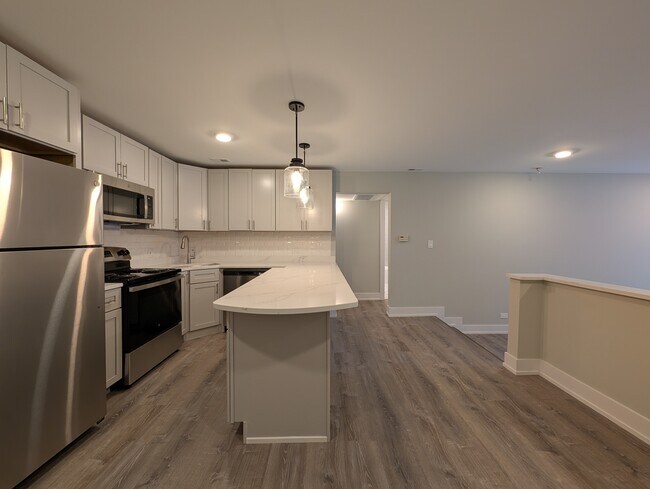 Photo - 1254 N La Salle Dr Unit f5