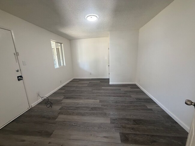 Photo - 1655 Oak St Unit 1657 Oak St