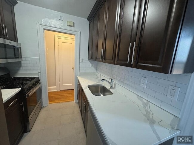 Photo - 32-15 35th St Unit F5