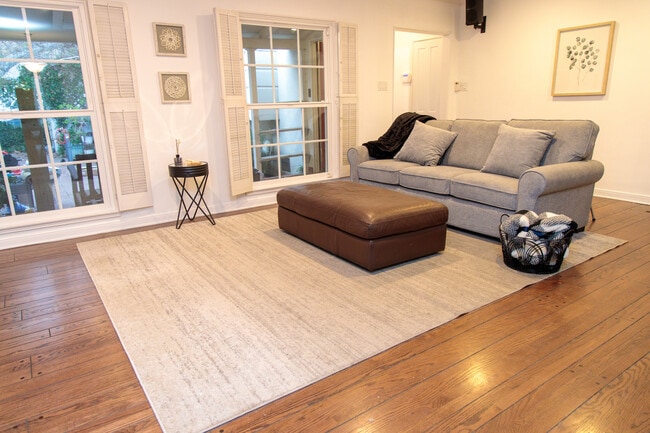 Photo - 11364 Homedale St