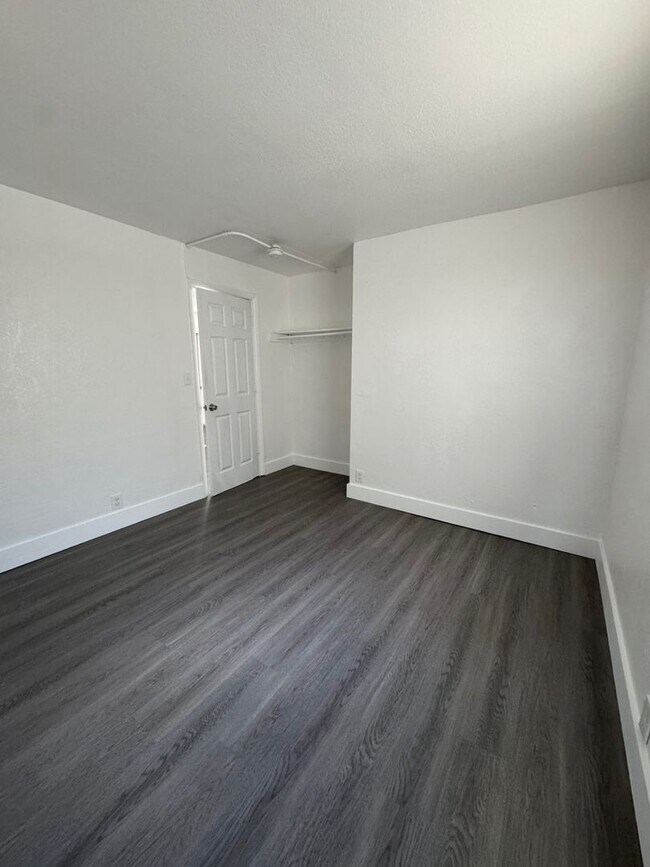 3041 Second Street