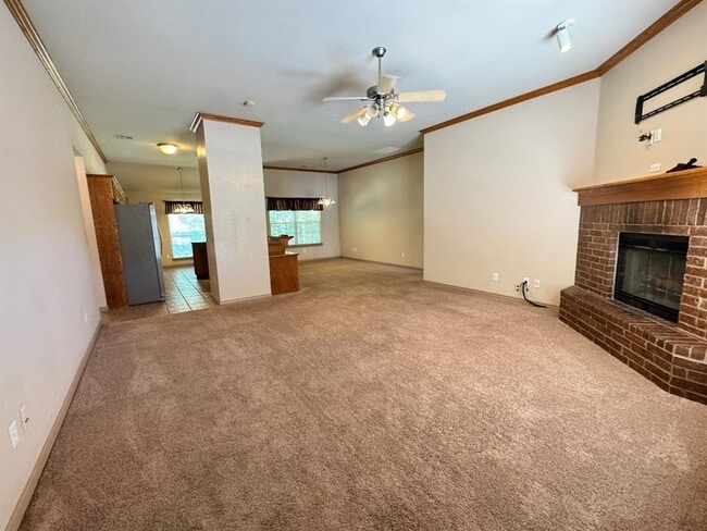 Photo - 1424 Teakwood Dr