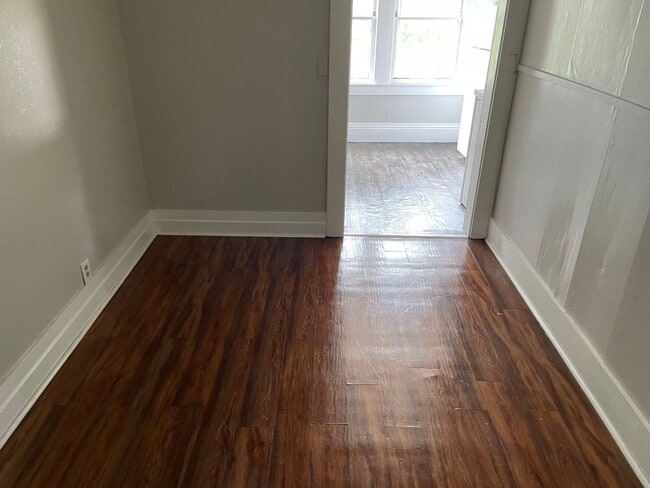 Photo - 820 College St Unidad 822, Apartment 2 (Upstairs Front)