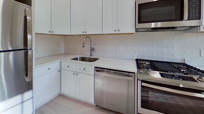 Photo - 37 Calumet St Apartment Unit 2