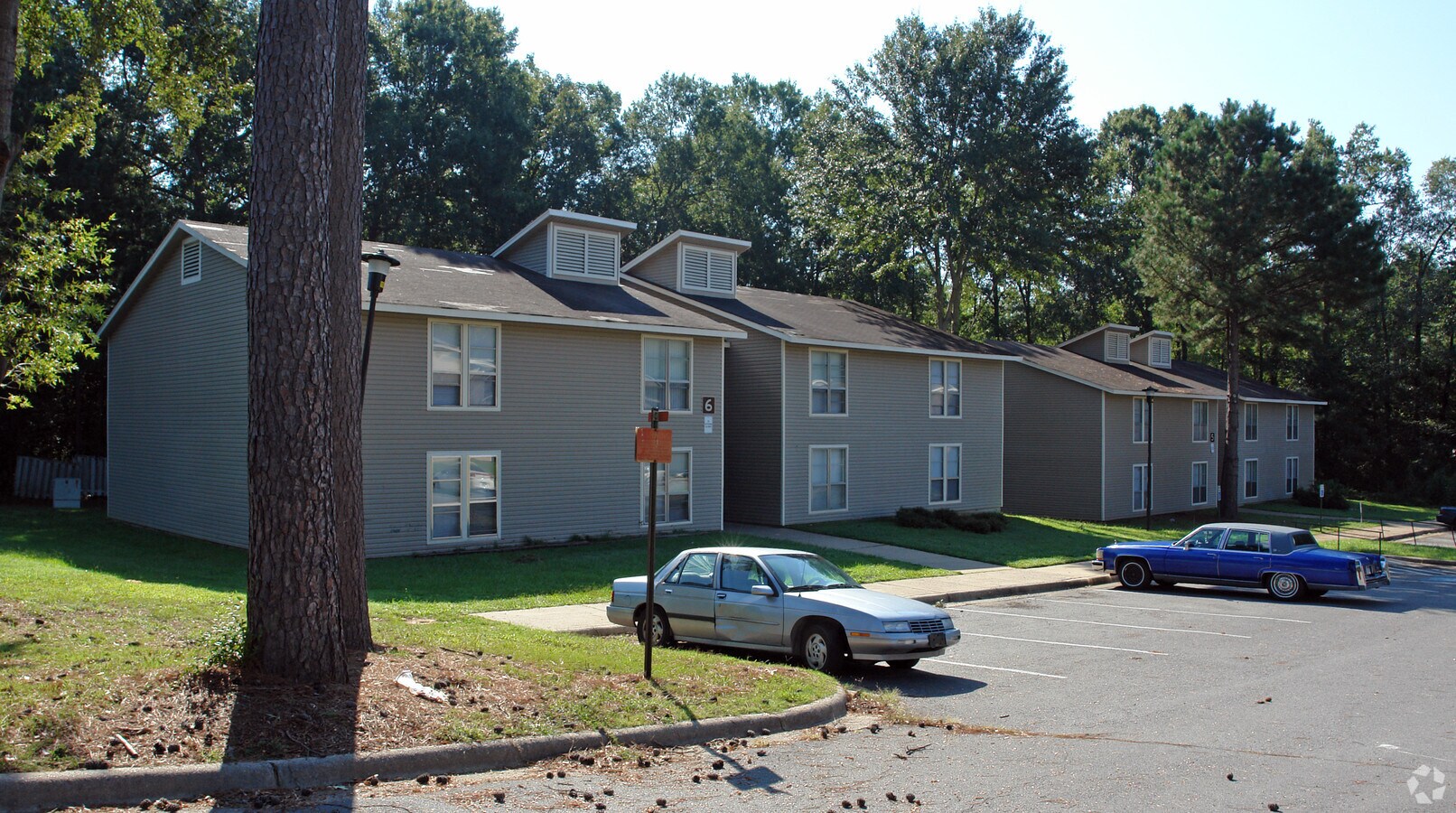 Photo - Oak Ridge Apartments