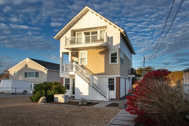 Building Photo - 1270 Ocean Blvd