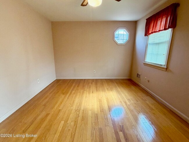 Photo - 2610 Veterans Pkwy