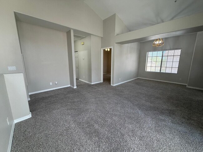 Photo - 2801 N Litchfield Rd