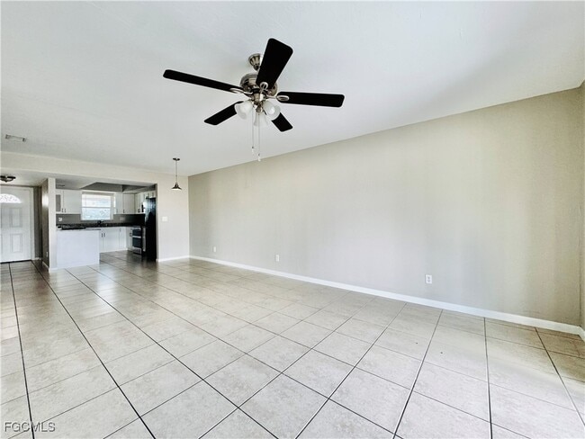 Photo - 706 SE 13th Ct Unit J