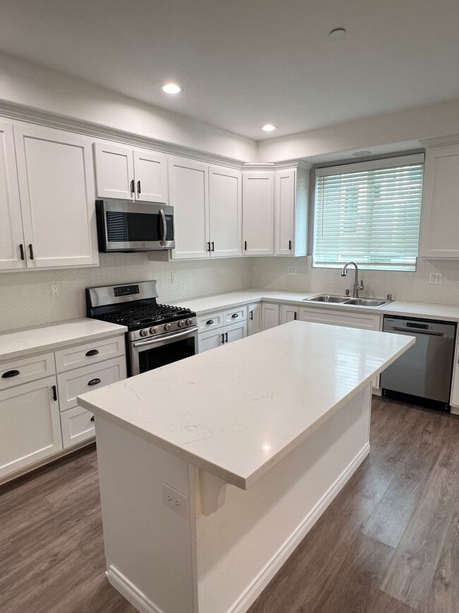 Photo - 806-808 Solano Ave Los Angeles, CA 90012 Unit 808