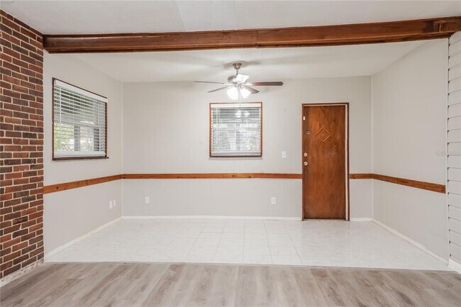 Photo - 1010 N Lavon Ave